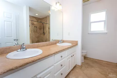 Bath - 6117 Jameson Cr, Pace, FL 32571 photo 5 of 8