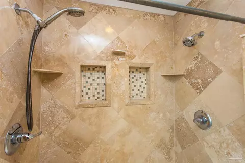 Bath - 6117 Jameson Cr, Pace, FL 32571 photo 7 of 8
