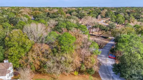 View/Area - 5180 Rowe Trl, Pace, FL 32571 photo 7 of 9