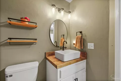 Bath - 5180 Rowe Trl, Pace, FL 32571 photo 4 of 5