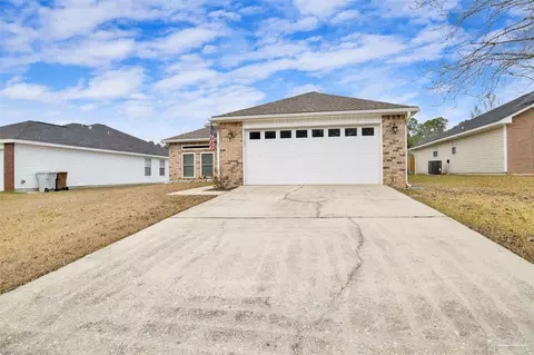 Exterior - 3944 Omega St, Pace, FL 32571 photo 8 of 9