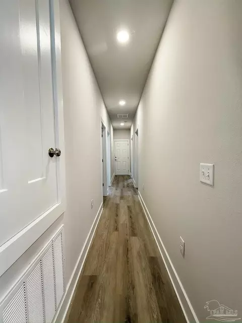 Entry Way - 2983 28th Ave, Milton, FL 32583 photo 3 of 3