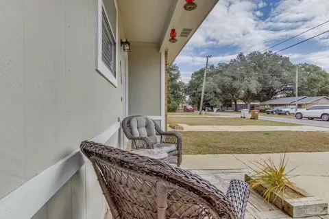 4144 Charles Cir, Pace, FL 32571 photo 4