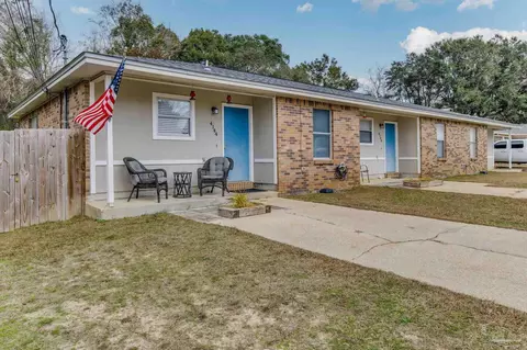 4144 Charles Cir, Pace, FL 32571