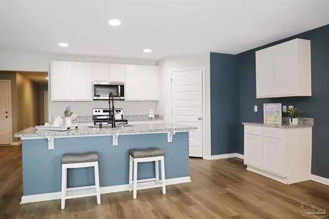 Kitchen - 2501 Molino Bridge Rd, Pace, FL 32571 photo 2 of 6