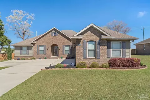 8667 Salt Grass Dr, Pensacola, FL 32526