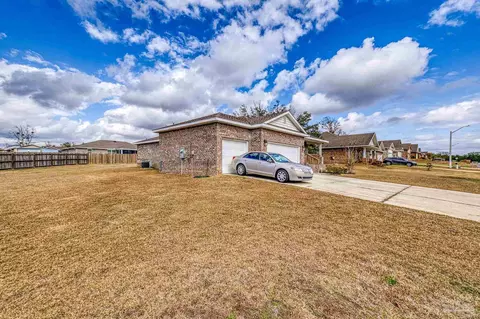 4605 Perception Cir, Milton, FL 32570 photo 4