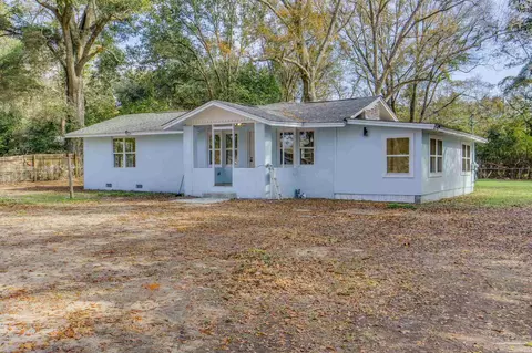 8720 Chemstrand Rd, Pensacola, FL 32514