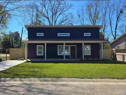 5007 Tulip Dr, Pensacola, FL 32506