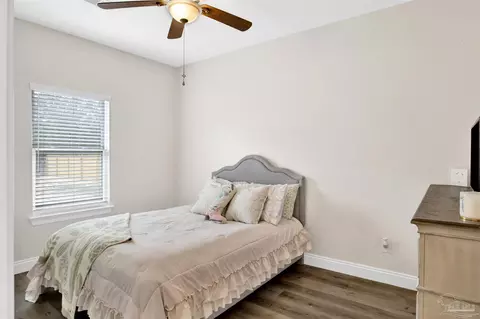 Bedroom - 5010 Culver Dr, Milton, FL 32583 photo 1 of 5