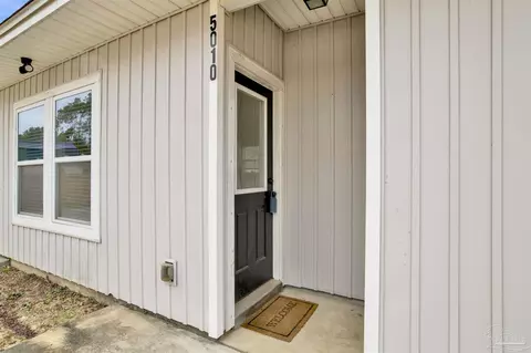 Entry Way - 5010 Culver Dr, Milton, FL 32583 photo 2 of 2