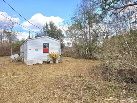 181 Booker Ln, Cantonment, FL 32533