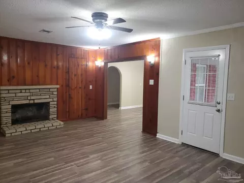Living - 4263 Garcon Point Rd, Milton, FL 32583 photo 6 of 6