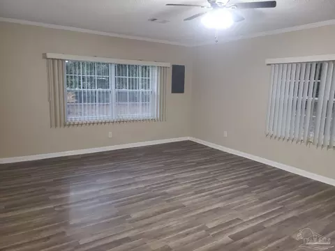 Living - 4263 Garcon Point Rd, Milton, FL 32583 photo 3 of 6