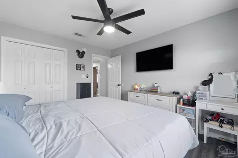Bedroom - 5121 Brookside Dr, Pace, FL 32571 photo 4 of 8