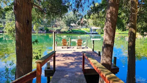 5037 Eastlake Rd, Milton, FL 32583