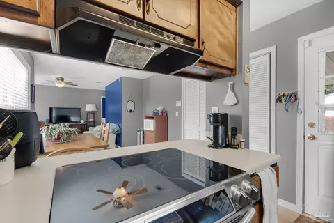 Kitchen - 2512 Sunset Dr, Crestview, FL 32536 photo 5 of 5