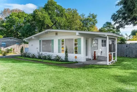 640 Shrewsbury Rd, Mary Esther, FL 32569