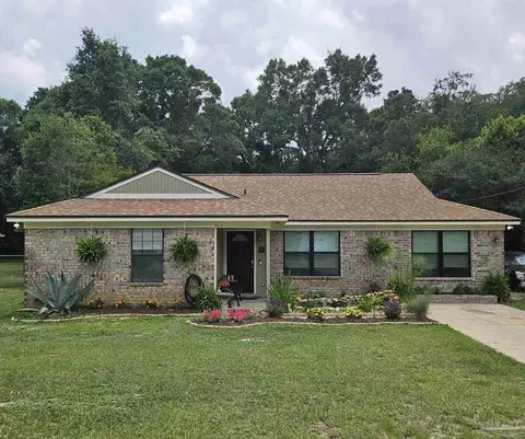 2425 Atwood Dr, Pensacola, FL 32514