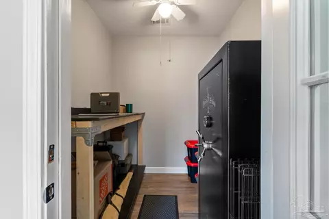 Entry Way - 133 Twin Oak Dr, Crestview, FL 32536 photo 7 of 7