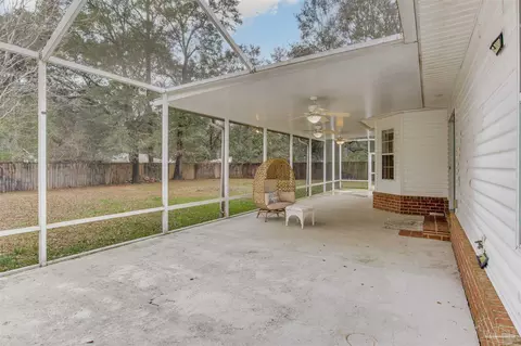 Exterior - 5713 Lofty Pines Dr, Milton, FL 32570 photo 3 of 13