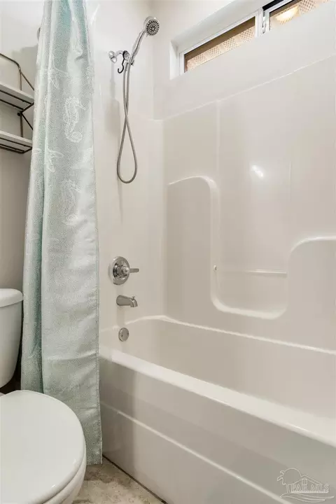 Bath - 5713 Lofty Pines Dr, Milton, FL 32570 photo 4 of 4