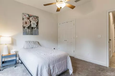 Bedroom - 5713 Lofty Pines Dr, Milton, FL 32570 photo 5 of 7