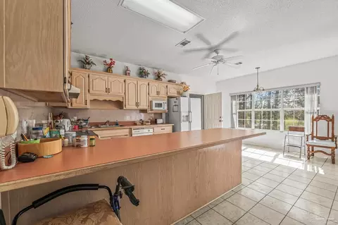 Kitchen - 5463 Rowe Trl, Pace, FL 32571 photo 1 of 4