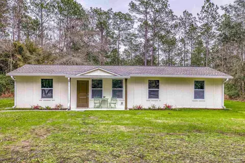 2878 Summer St, Milton, FL 32583 photo 2