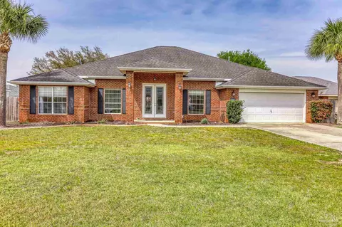 9660 Meadow Wood Ln, Navarre, FL 32566