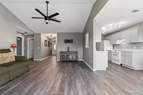 Living - 613 Hanley Downs Dr, Cantonment, FL 32533 photo 2 of 2