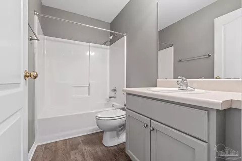 Bath - 613 Hanley Downs Dr, Cantonment, FL 32533 photo 1 of 3