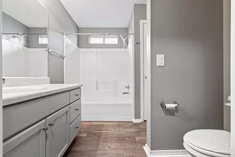 Bath - 613 Hanley Downs Dr, Cantonment, FL 32533 photo 3 of 3