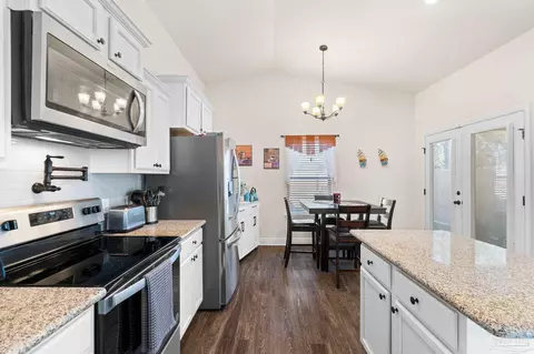 Kitchen - 5093 Peach Dr, Pace, FL 32571 photo 5 of 5