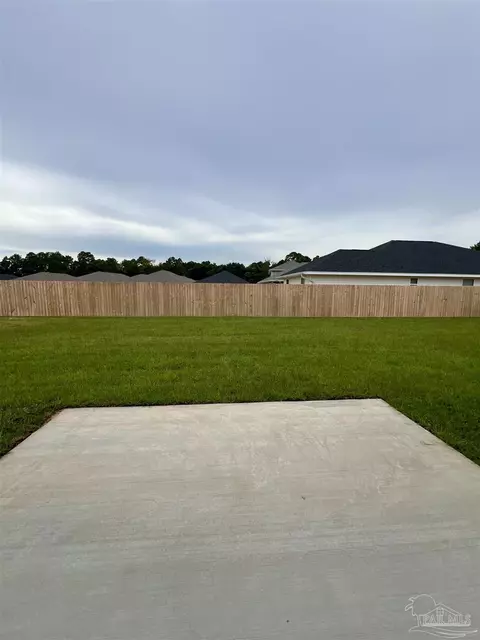 Exterior - 1774 Leigh Loop #5D, Cantonment, FL 32533 photo 2 of 3
