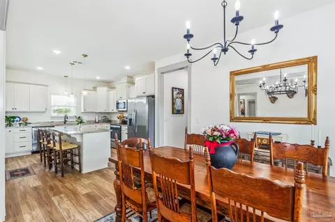 Dining - 6442 Cedarview Rd, Milton, FL 32570 photo 1 of 2