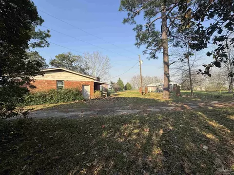 Exterior - 3400 N Simmons Rd, Jay, FL 32565 photo 5 of 5