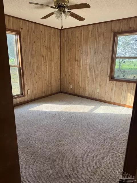 Bedroom - 3400 N Simmons Rd, Jay, FL 32565 photo 3 of 5