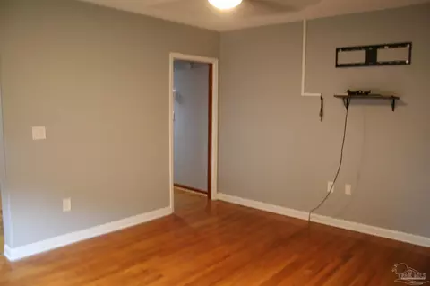 Living - 6644 Maple St, Milton, FL 32570 photo 6 of 6