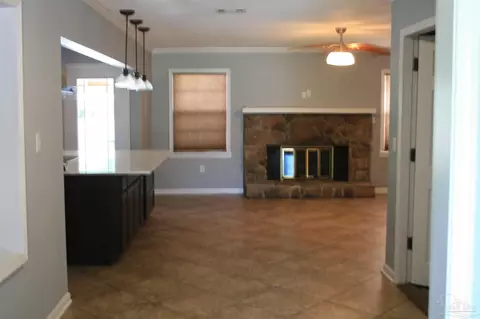 Living - 6644 Maple St, Milton, FL 32570 photo 5 of 6