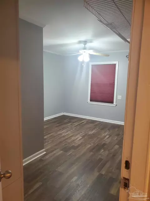 Bedroom - 6644 Maple St, Milton, FL 32570 photo 3 of 3
