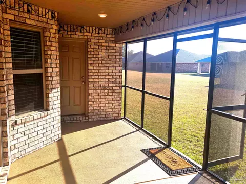 Exterior - 6506 Benelli Dr, Milton, FL 32570 photo 7 of 11