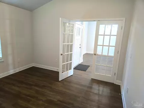 Entry Way - 6506 Benelli Dr, Milton, FL 32570 photo 10 of 10