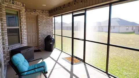 Exterior - 6506 Benelli Dr, Milton, FL 32570 photo 5 of 11