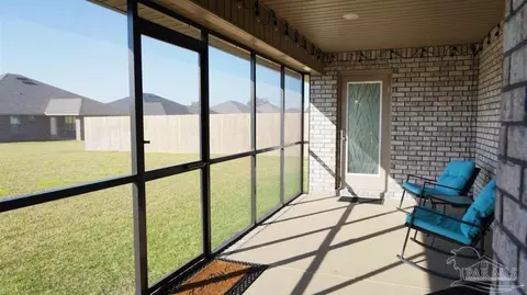 Exterior - 6506 Benelli Dr, Milton, FL 32570 photo 6 of 11