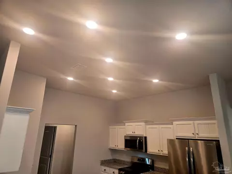 Entry Way - 6506 Benelli Dr, Milton, FL 32570 photo 8 of 10