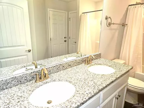 Bath - 6506 Benelli Dr, Milton, FL 32570 photo 7 of 8