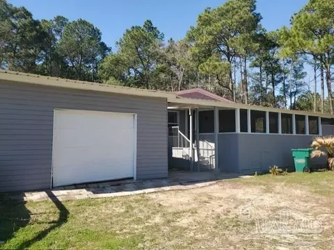2237 El Dorado Ct, Navarre, FL 32566