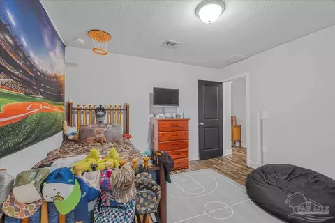 Bedroom - 2642 Grandaddy Ln, Jay, FL 32565 photo 3 of 6
