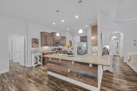 Kitchen - 2642 Grandaddy Ln, Jay, FL 32565 photo 2 of 3
